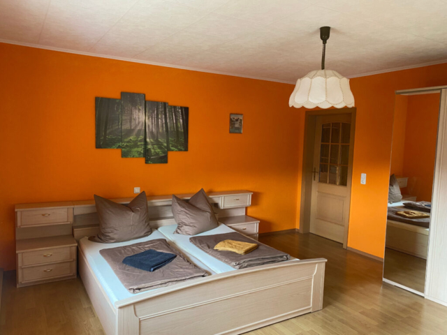 Schlafzimmer Ferienwohnung Erzgebirge